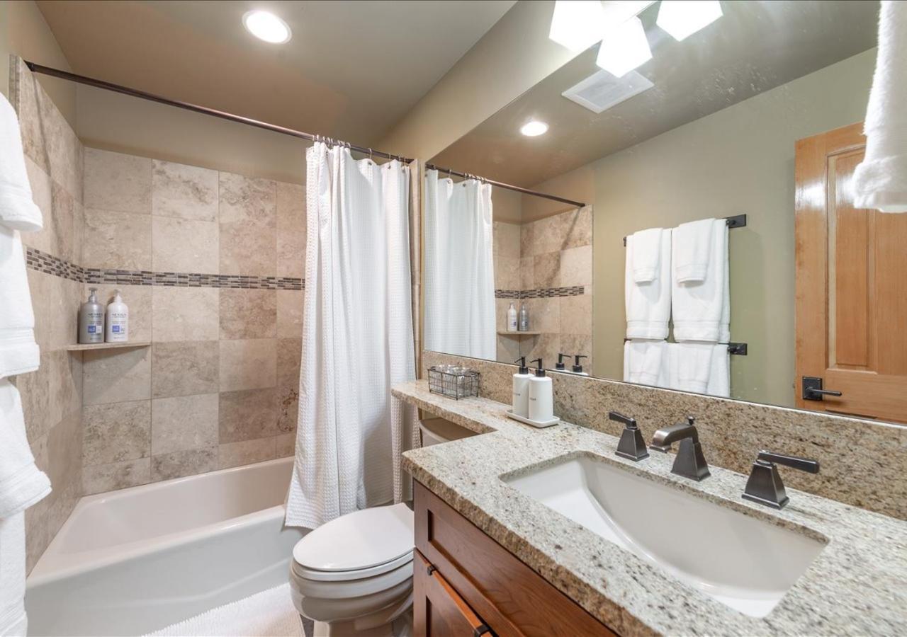 Cozy Northstar Village Condo Walk To Lifts 2 Full Ba Excellent Location Траки Экстерьер фото
